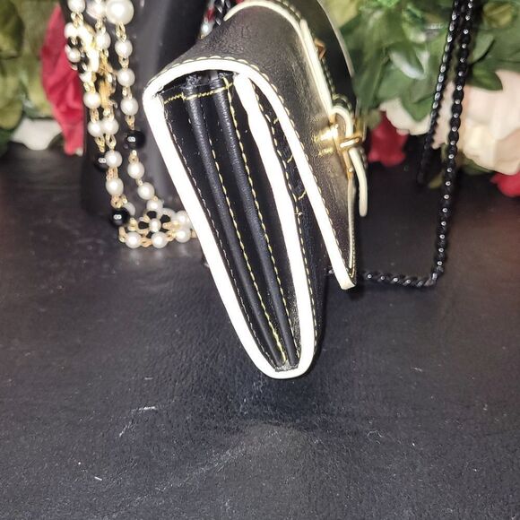 Louis Vuitton Louis Vuitton Suhali Portefeuille Le Favori Wallet LIKE NEW - Picture 6 of 16